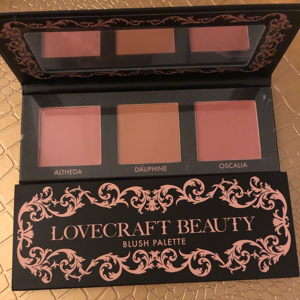 Lovecraft beauty blush palette